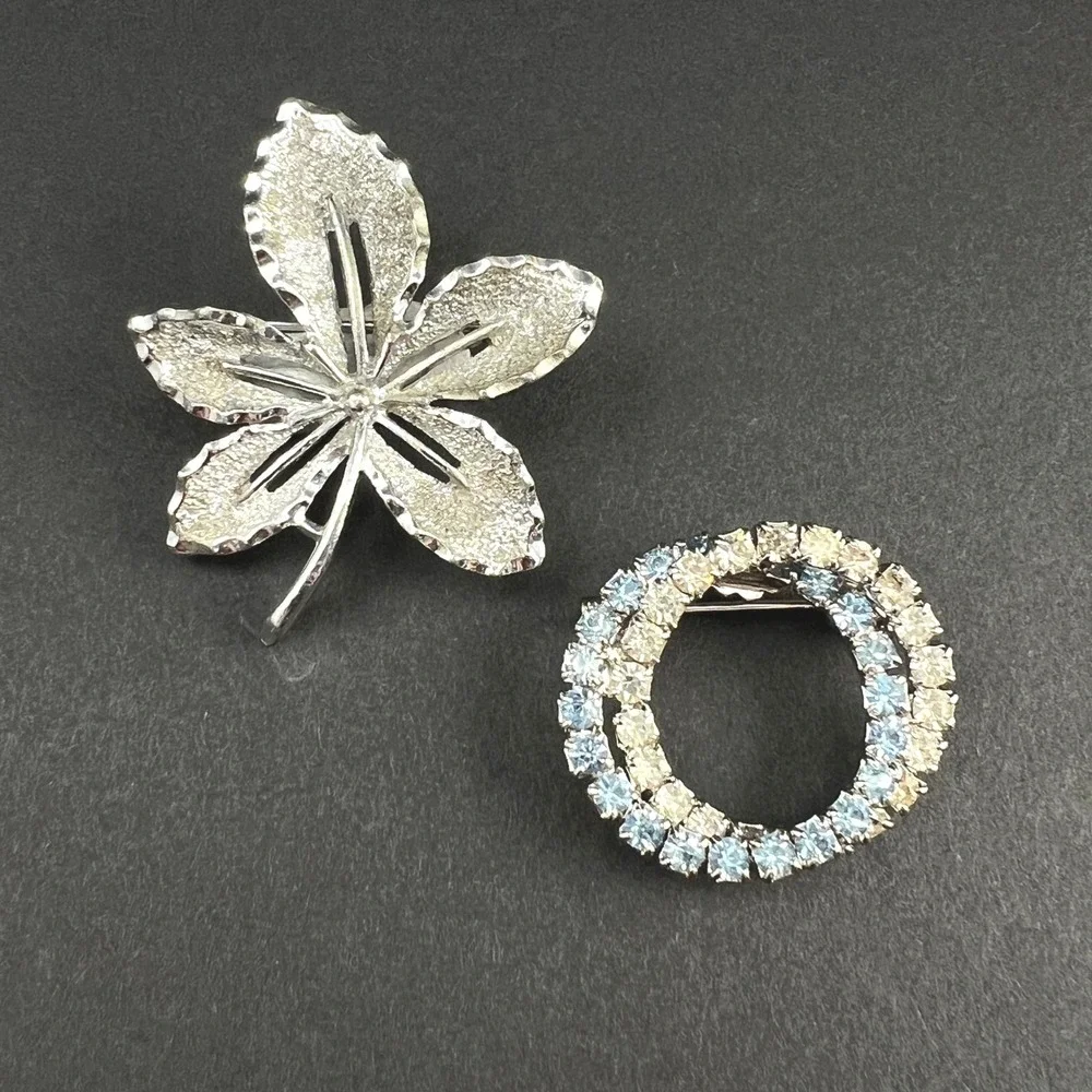 Vintage Brooch Lot Silver Tone Leaf Rhinestone Wreath Blue Clear Some Signed
